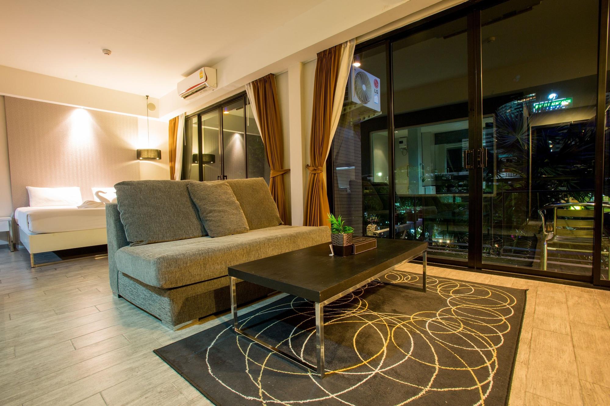 Inn Place Serviced Residence Паттая Екстер'єр фото
