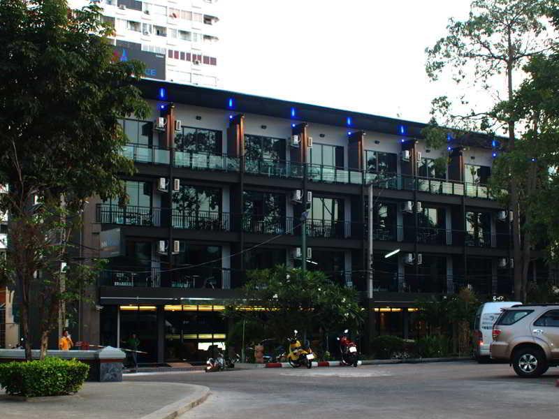 Inn Place Serviced Residence Паттая Екстер'єр фото