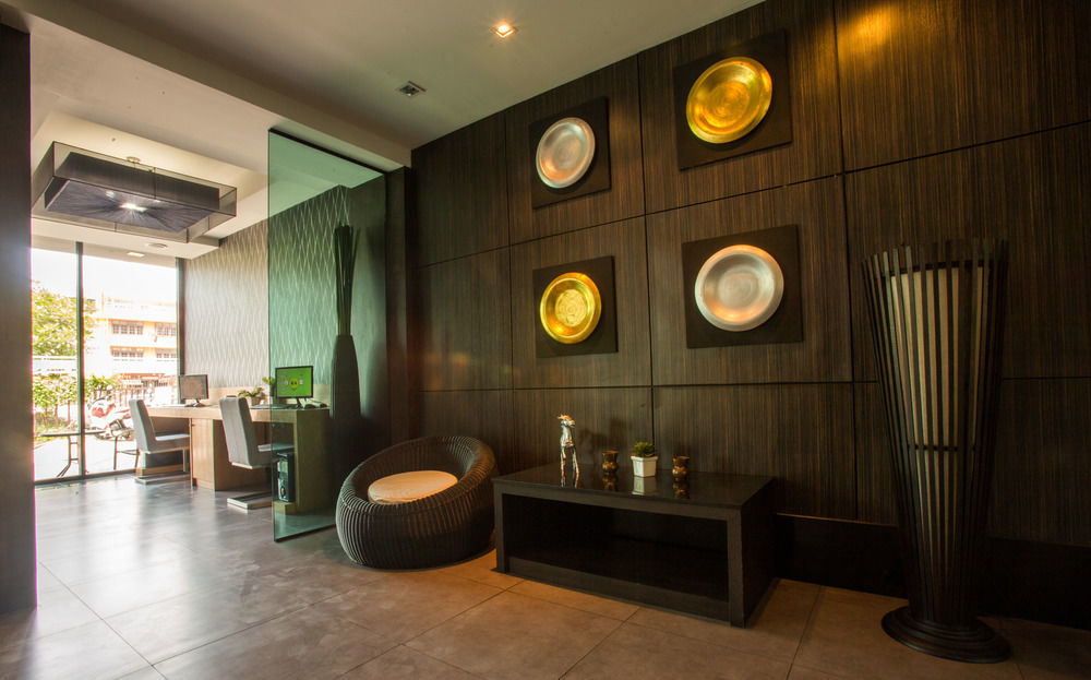 Inn Place Serviced Residence Паттая Екстер'єр фото