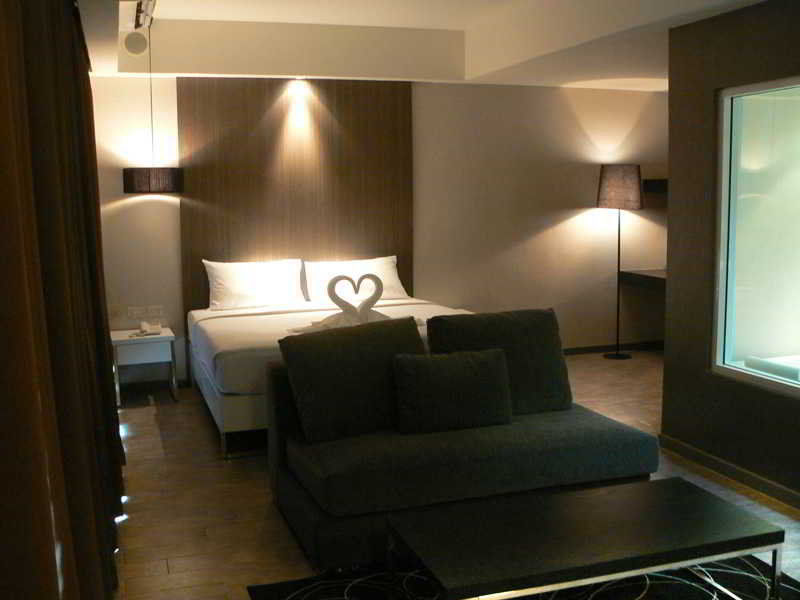 Inn Place Serviced Residence Паттая Екстер'єр фото
