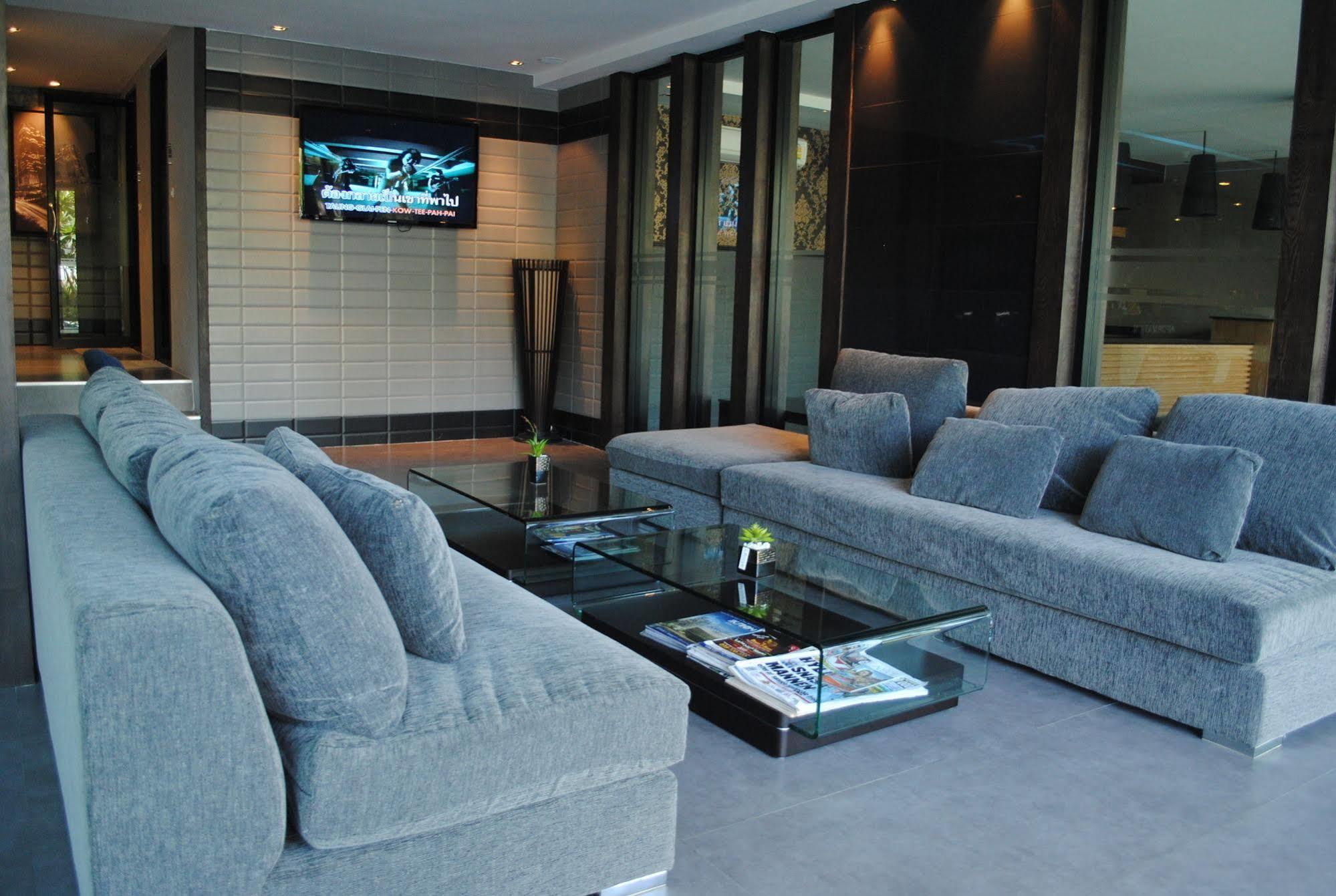 Inn Place Serviced Residence Паттая Екстер'єр фото